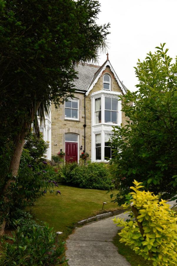 Cliftons Guest House Truro Exterior photo