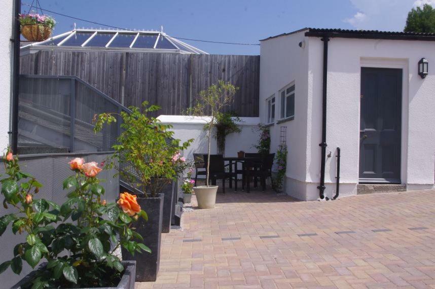 Cliftons Guest House Truro Exterior photo