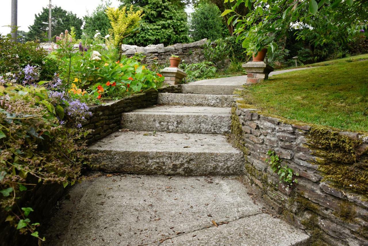 Cliftons Guest House Truro Exterior photo